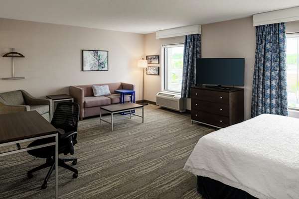 - Hampton Inn & Suites Dartmouth