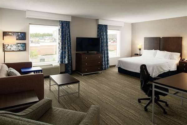  - Hampton Inn & Suites Dartmouth