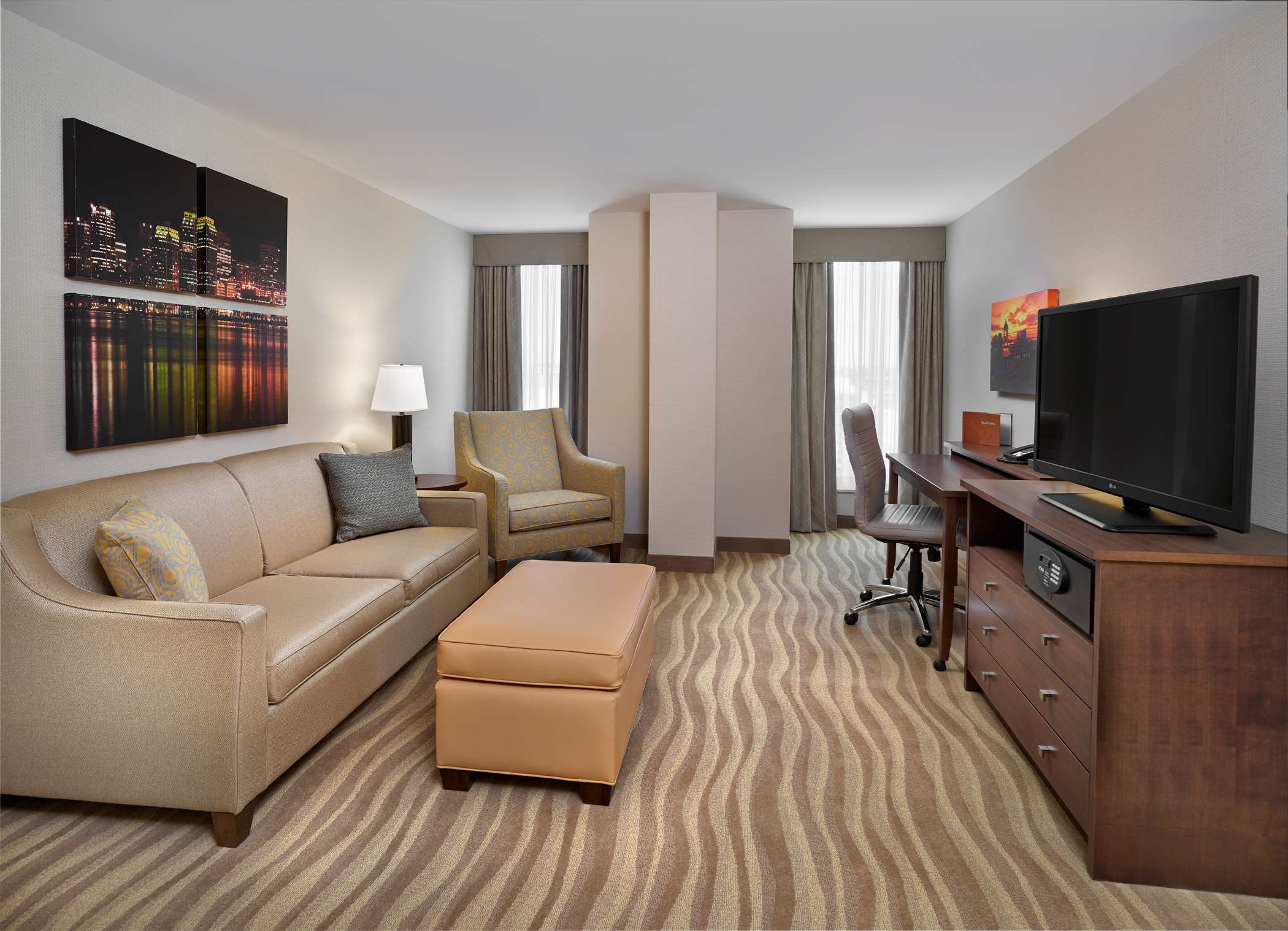 Guest room