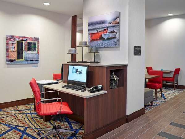 Conference Area - Hampton Inn Downtown Halifax
