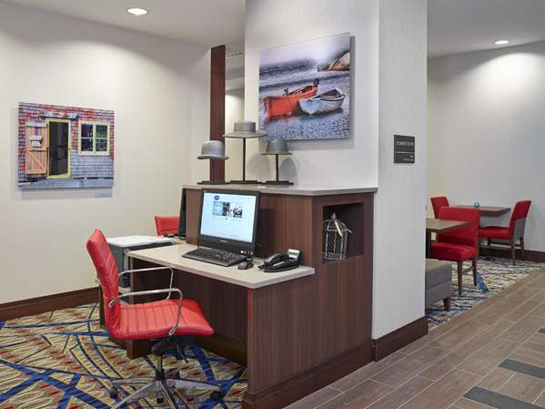Conference Area - Hampton Inn Downtown Halifax