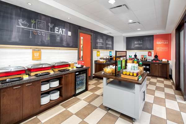 Amenities - Hampton Inn Downtown Halifax