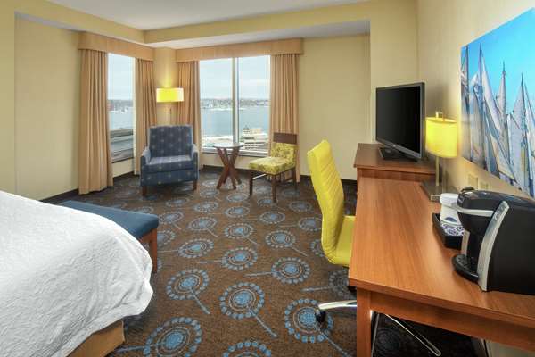  - Hampton Inn Downtown Halifax