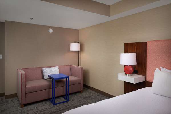  - Hampton Inn Austintown - I-80, Exit 223