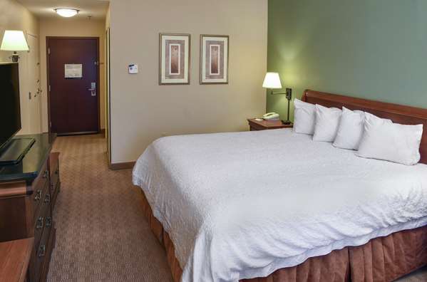  - Hampton Inn & Suites Canfield