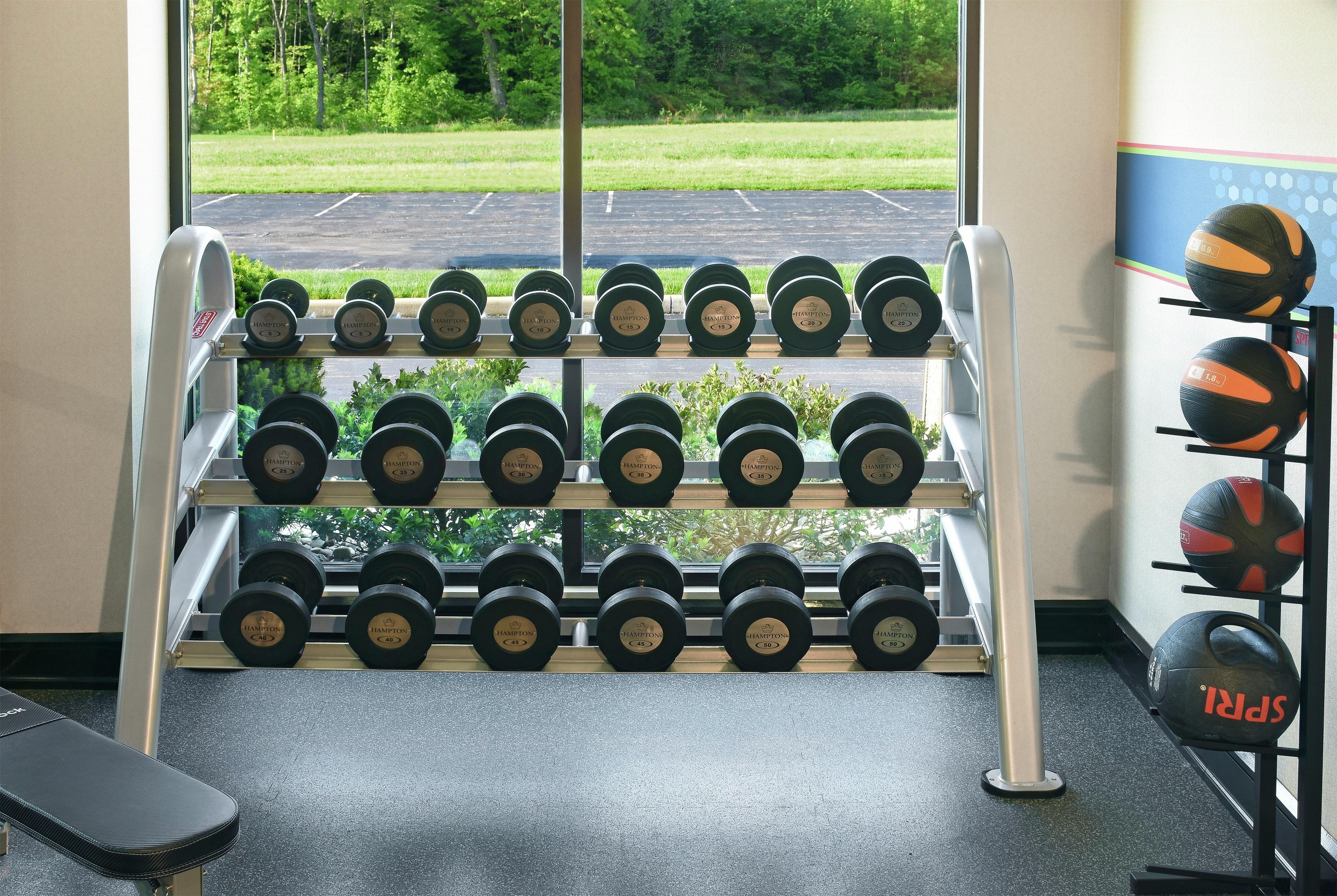 Health club fitness center gym | Hampton Inn & Suites Youngstown-Canfield