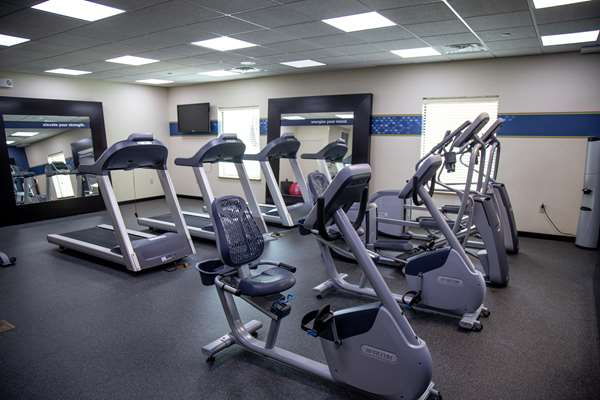 Fitness/ Exercise Room - Hampton Inn & Suites West Middlesex - I-80, Exit 4B
