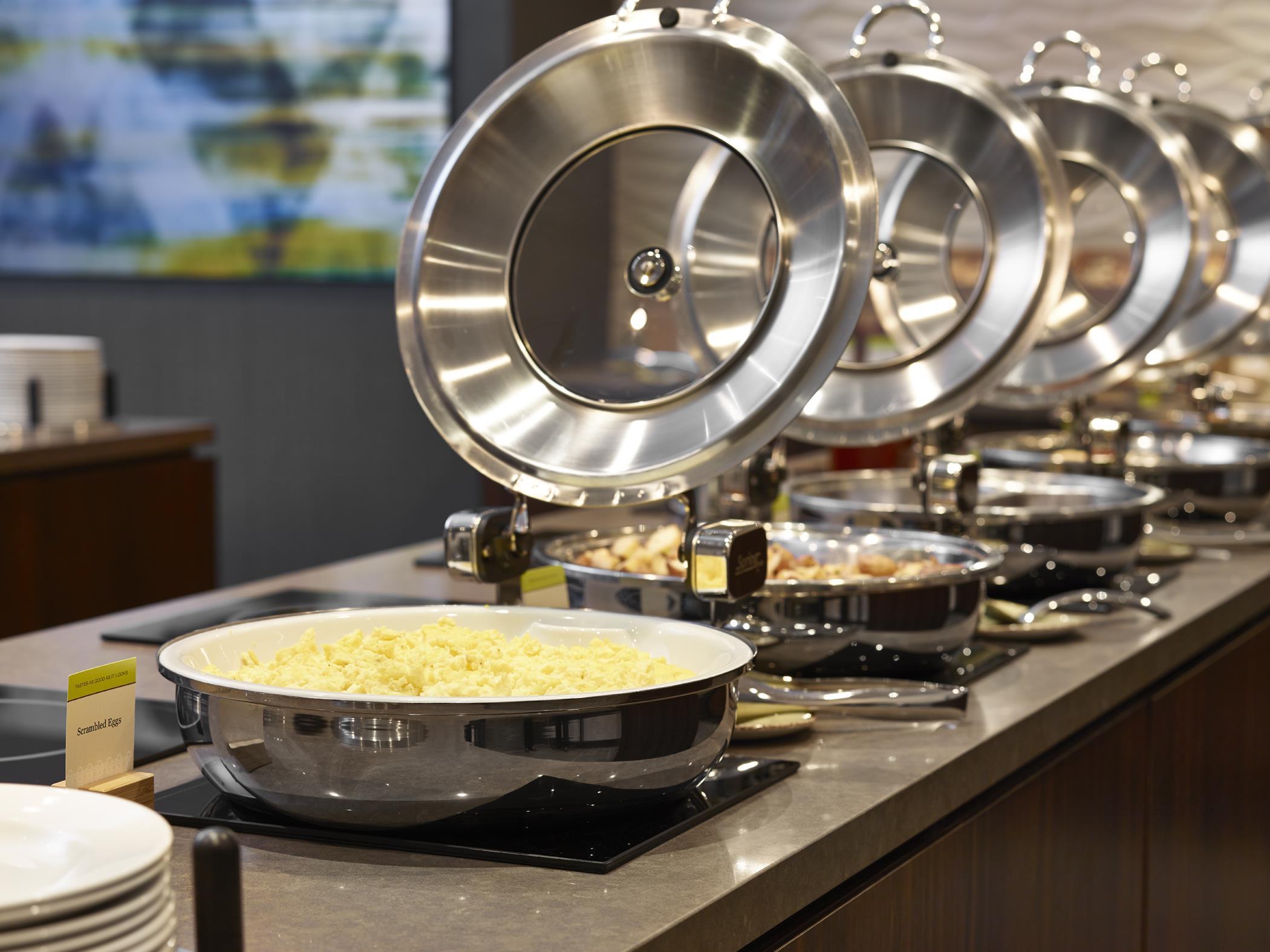 Restaurant | DoubleTree by Hilton Hotel & Conference Centre Regina
