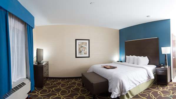  - Hampton Inn & Suites Eastgate Drive Regina