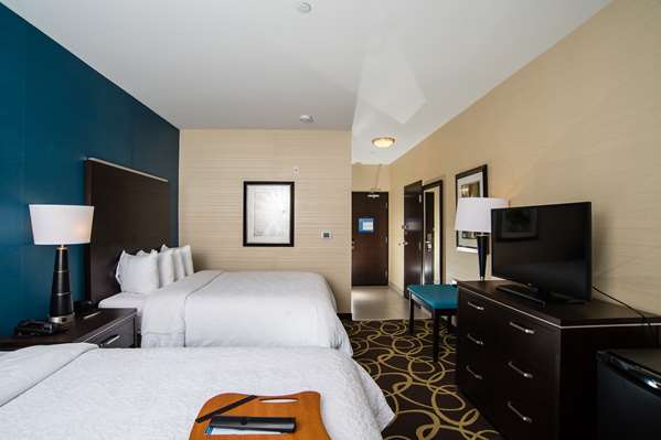  - Hampton Inn & Suites Eastgate Drive Regina