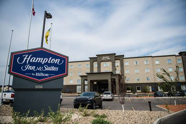 Exterior view - Hampton Inn & Suites Eastgate Drive Regina