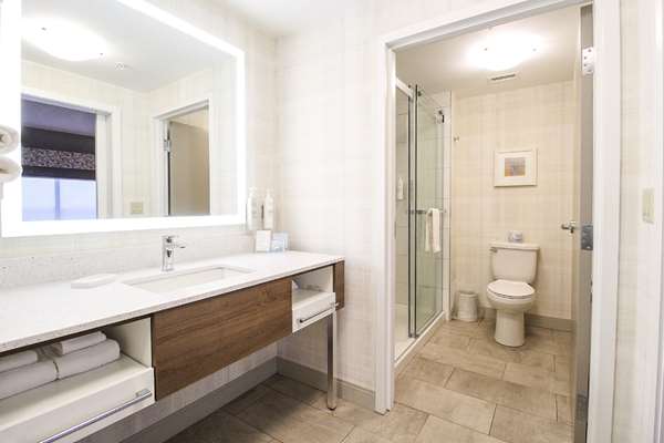  - Hampton Inn Membertou