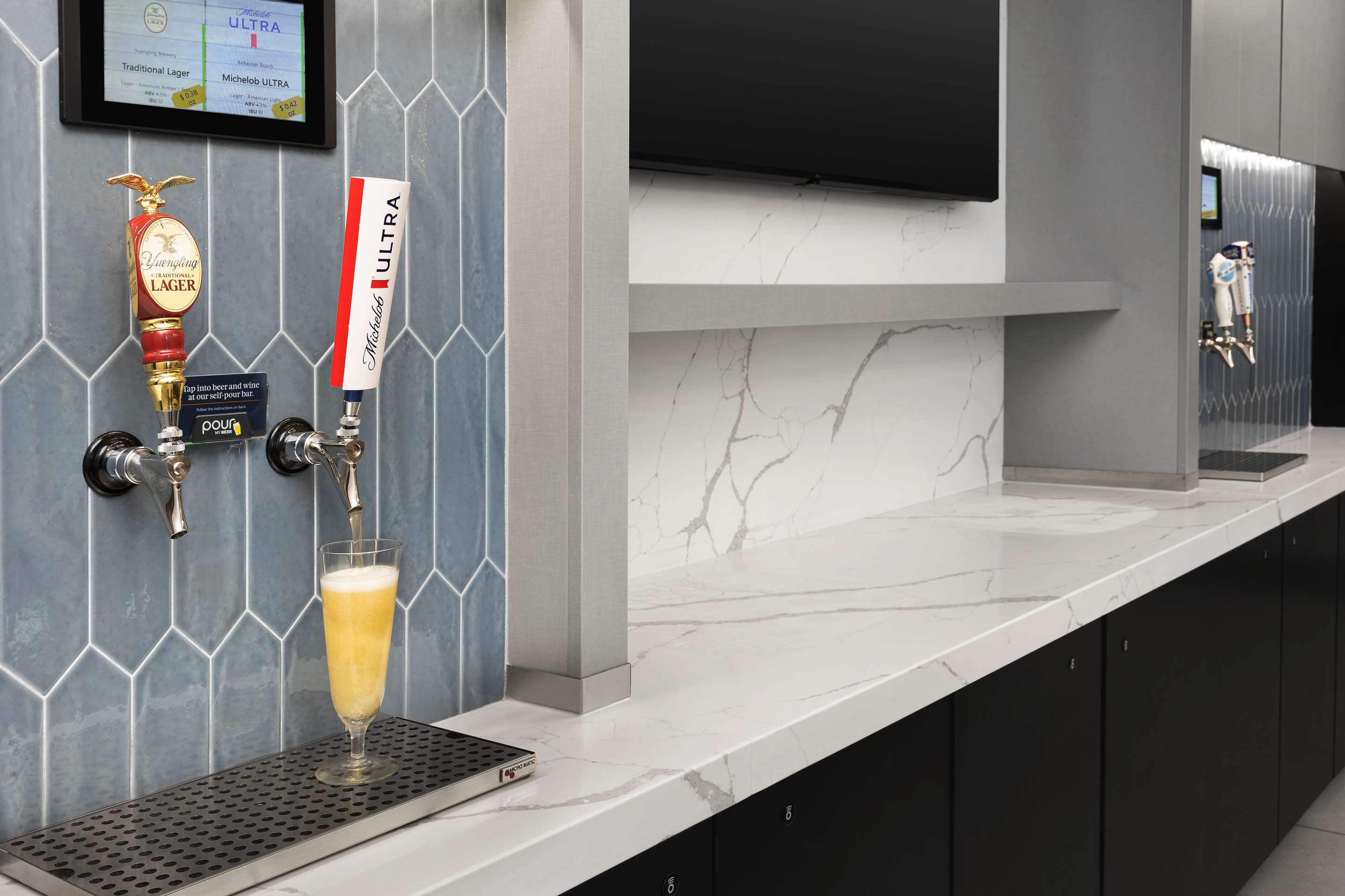 BarLounge | Homewood Suites By Hilton York