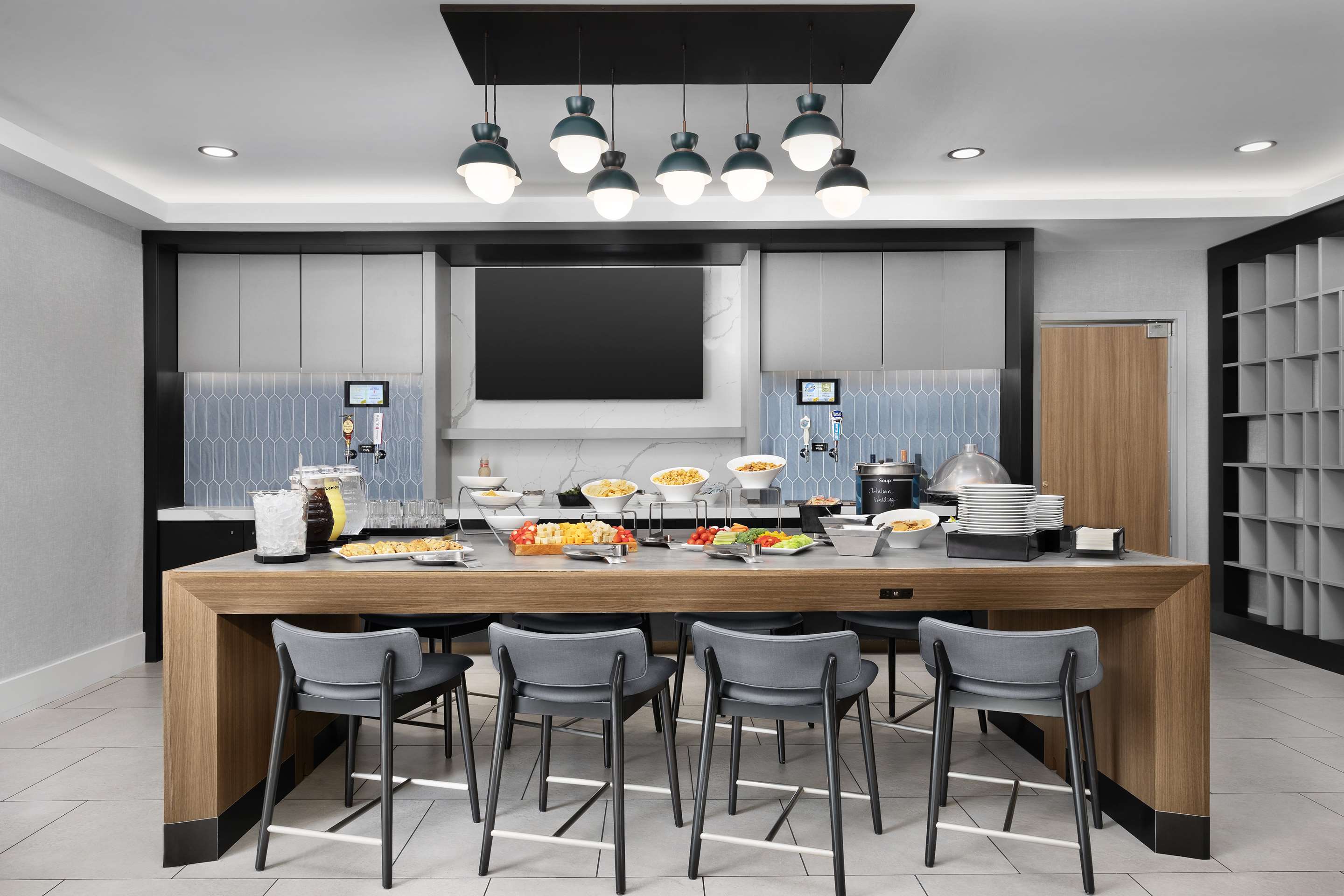 Restaurant | Homewood Suites By Hilton York