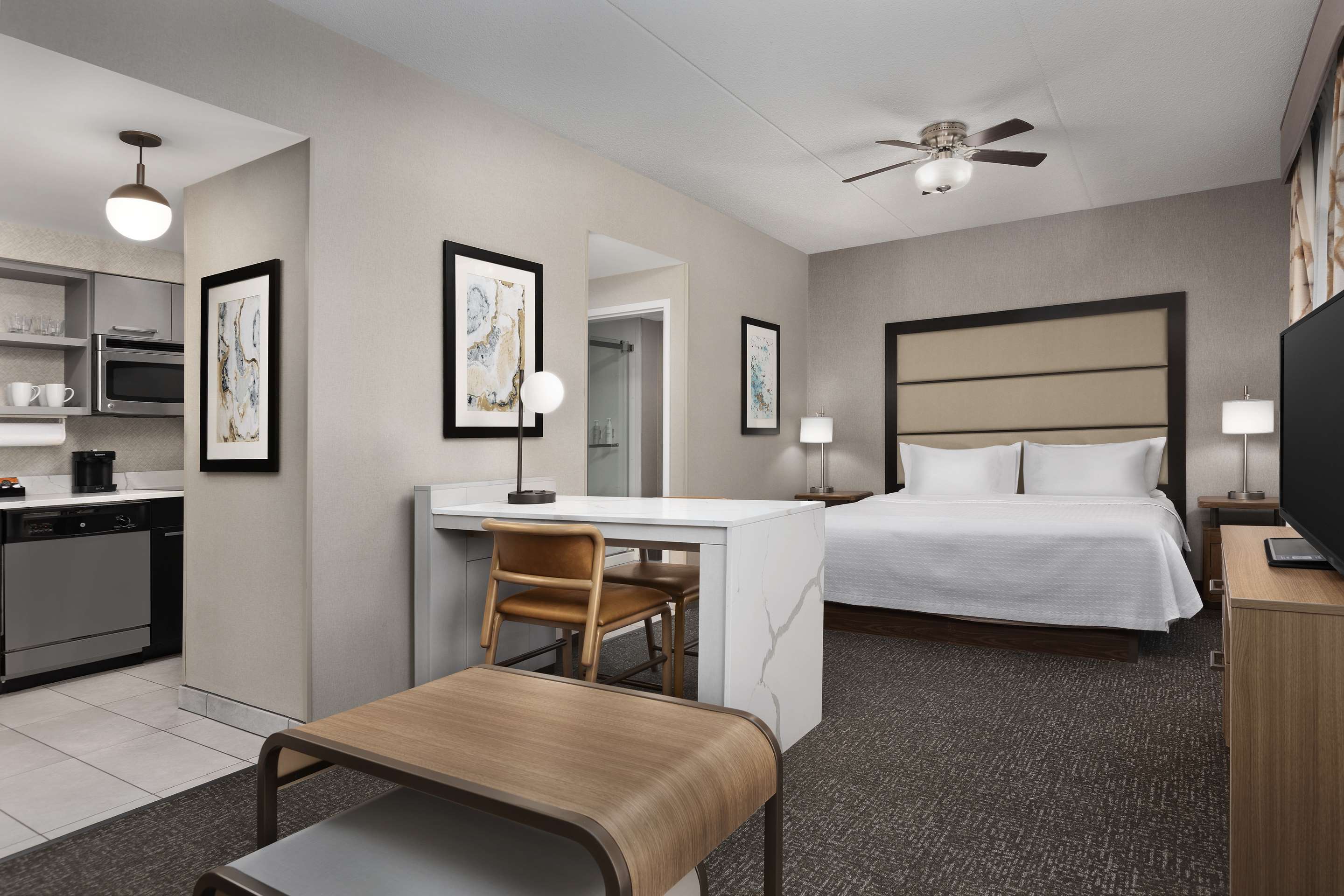 Guest room