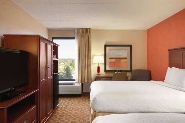  - Hampton Inn York
