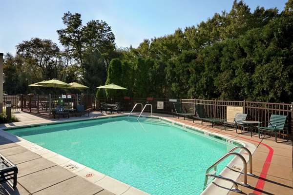 Pool - Hampton Inn York