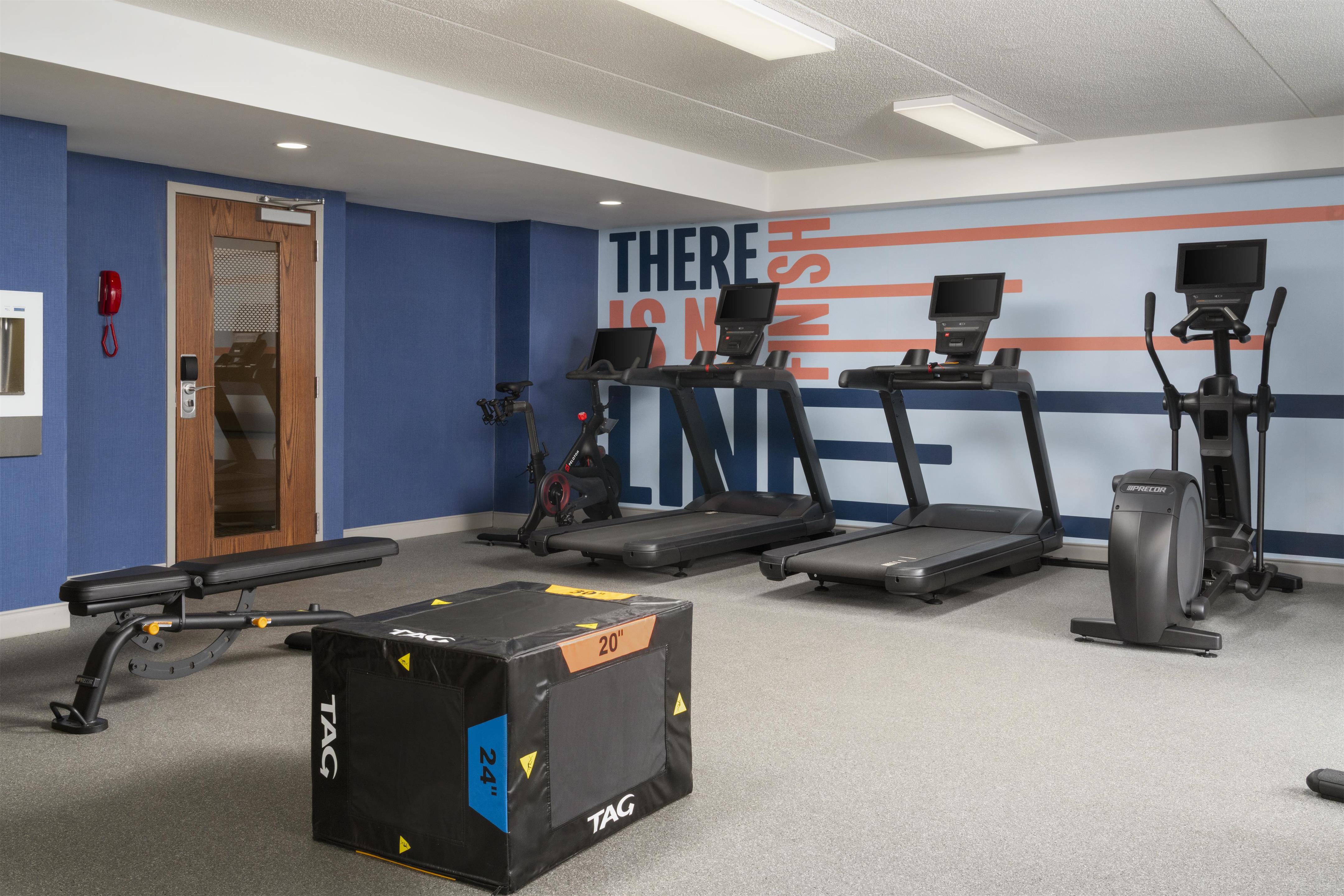 Health club fitness center gym | Hampton Inn by Hilton York