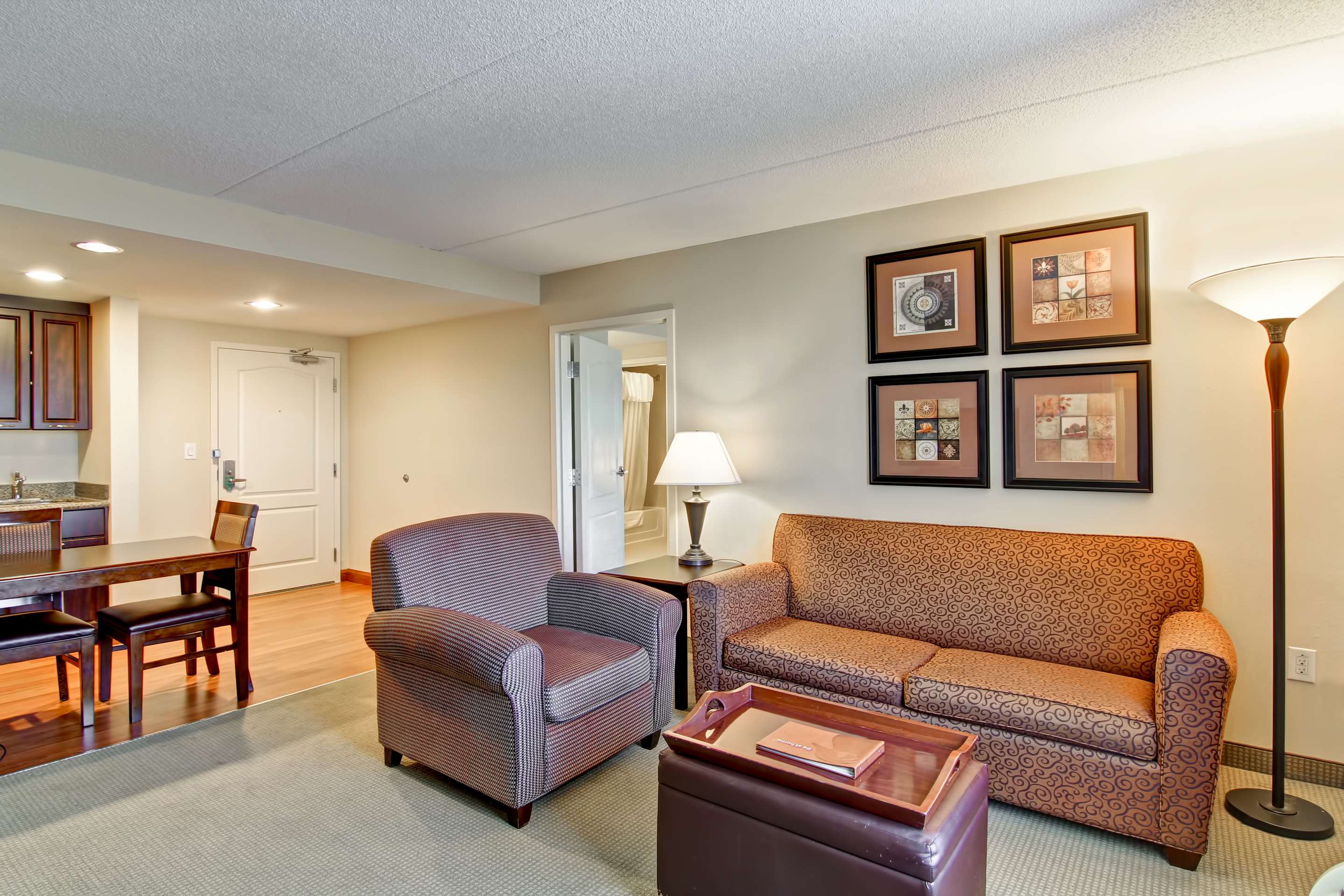 Guest room