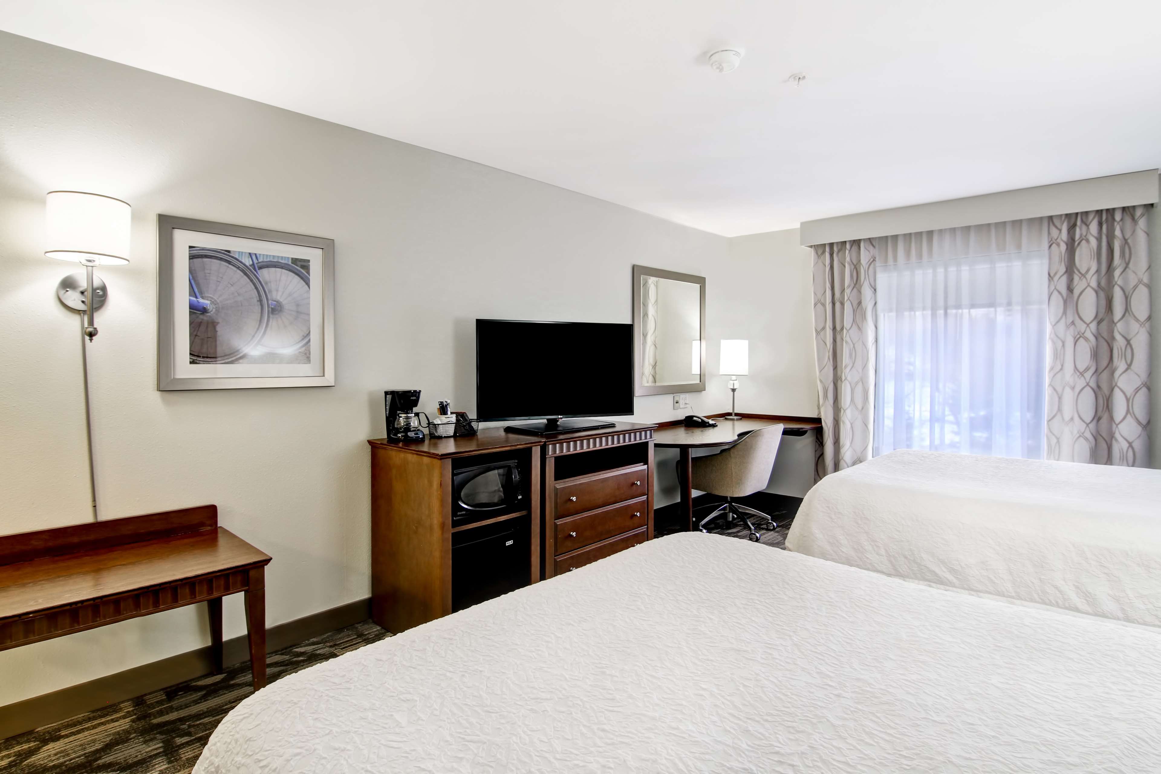 Hampton Inn & Suites Saint John Room Type - 2 QUEEN BEDS NONSMOKING