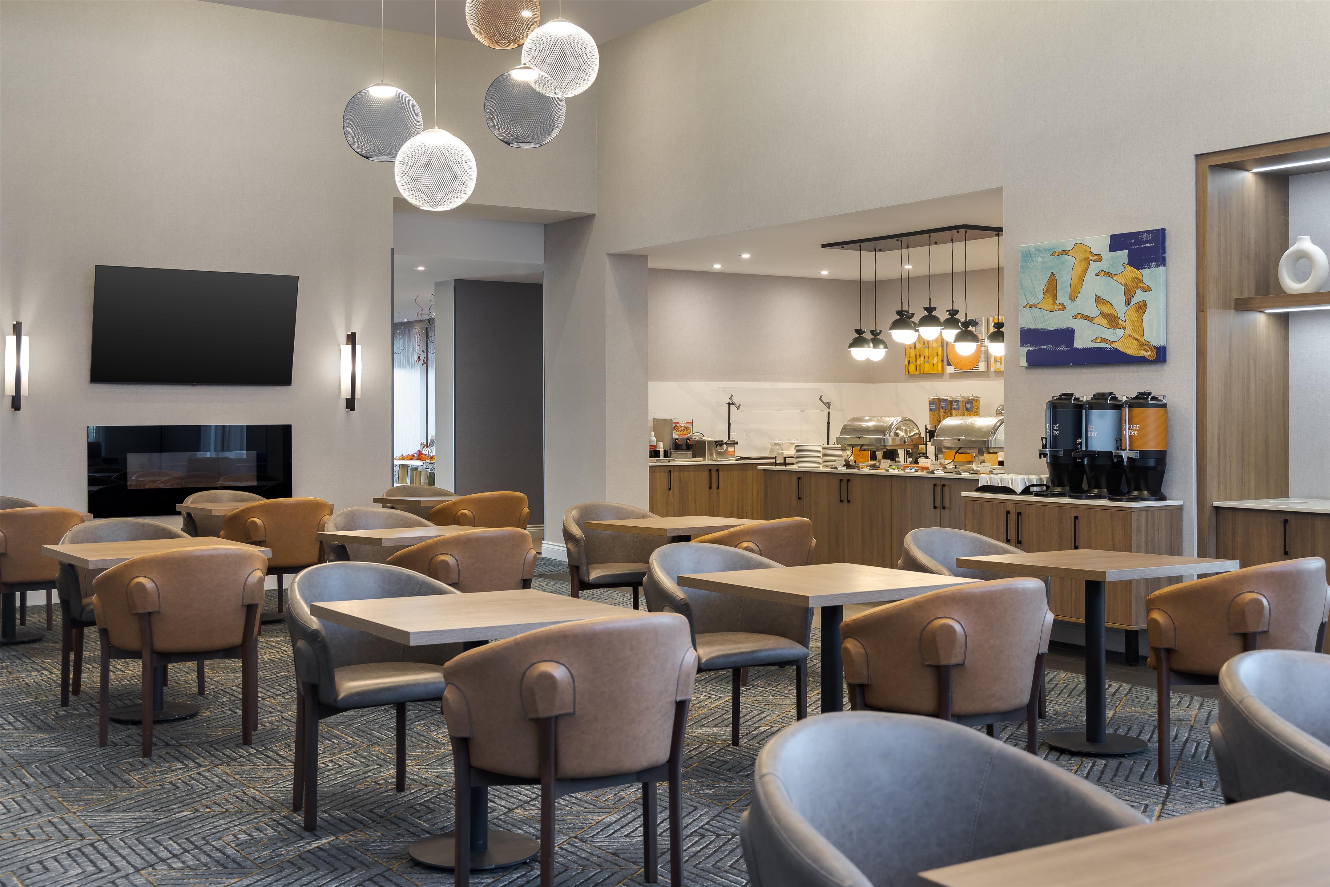 Breakfast Area | Homewood Suites by Hilton Ajax, Ontario, Canada