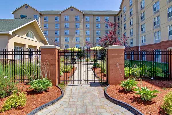 Exterior view - Homewood Suites by Hilton Mississauga