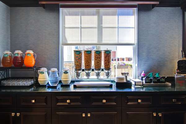 Restaurant - Homewood Suites by Hilton Mississauga