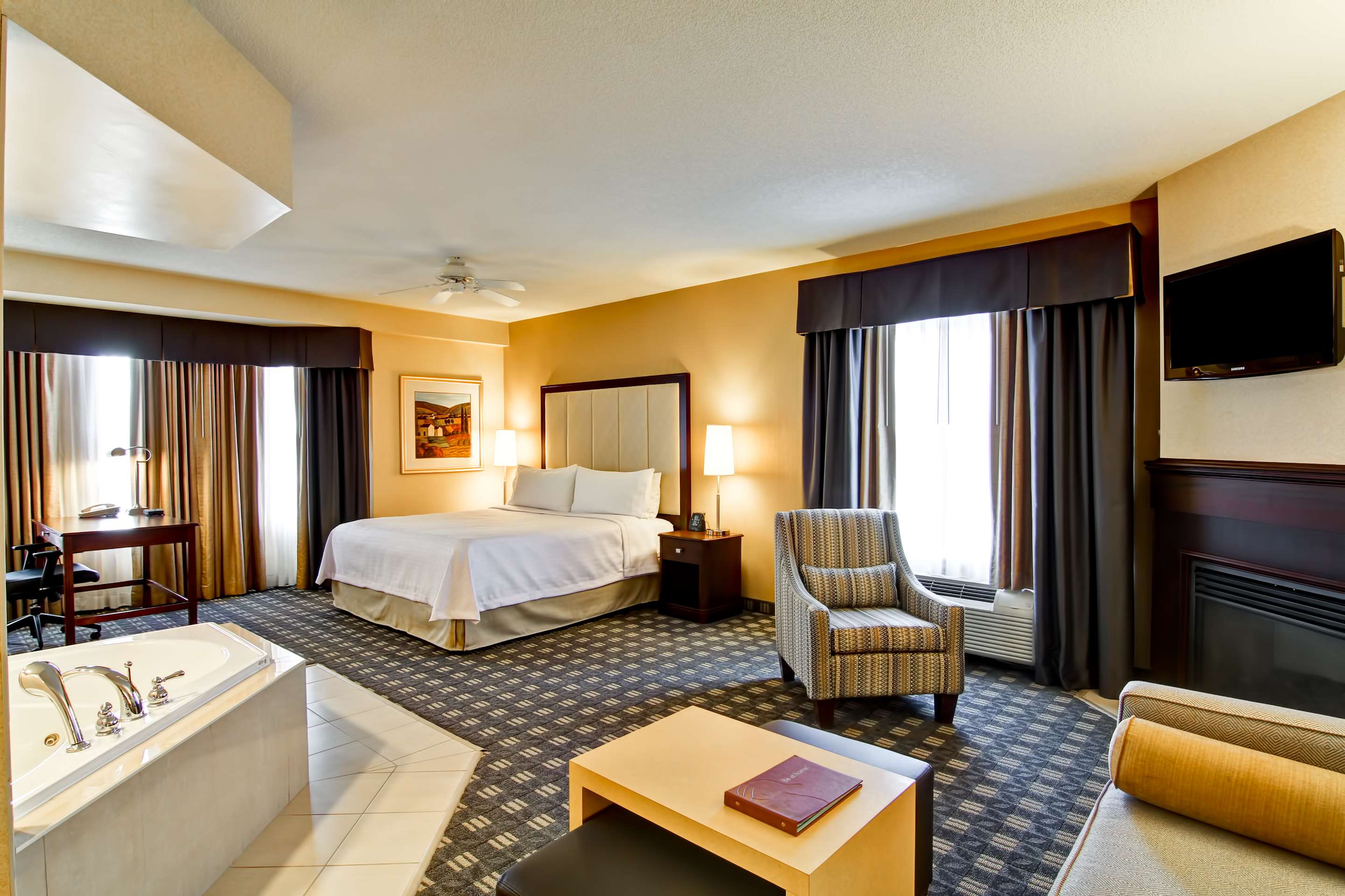 Guest room