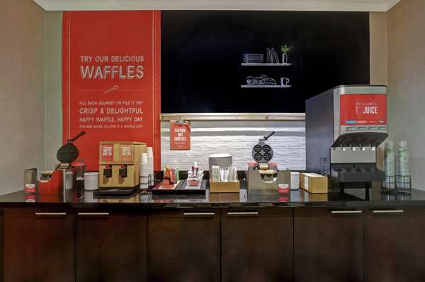 Amenities - Hampton Inn Toronto
