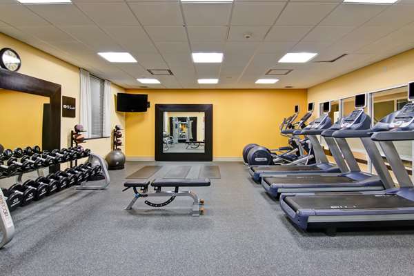 Fitness/ Exercise Room - Hampton Inn Toronto