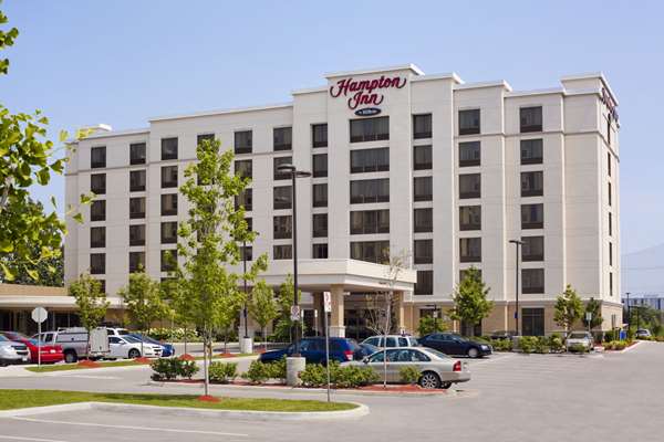 Exterior view - Hampton Inn Toronto