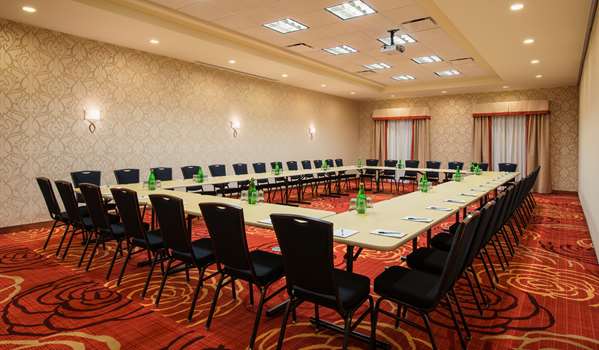  - Homewood Suites by Hilton Airport Winnipeg