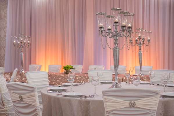  - Homewood Suites by Hilton Airport Winnipeg