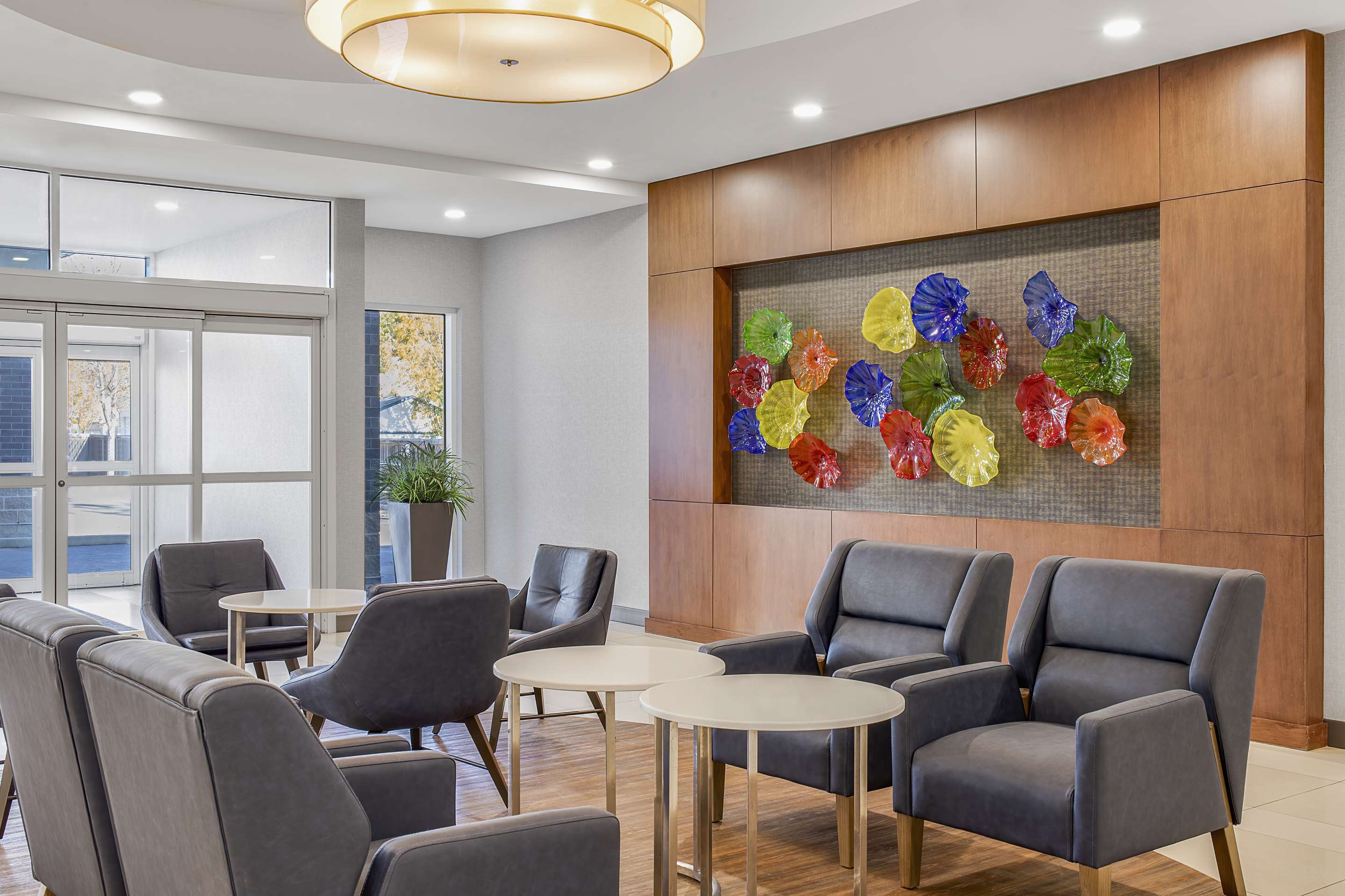 Lobby | Homewood Suites by Hilton Winnipeg Airport-Polo Park, MB
