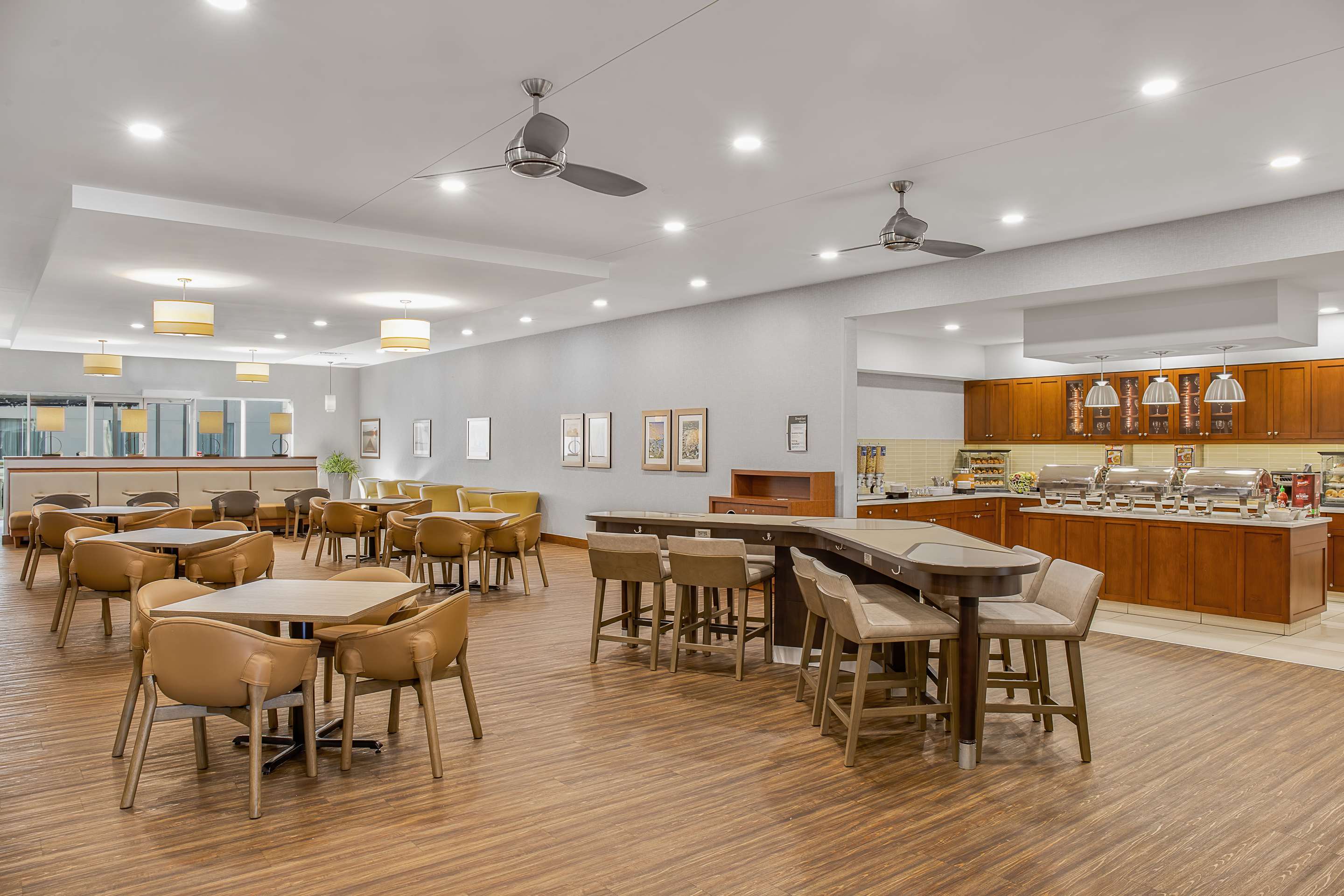 Breakfast Area | Homewood Suites by Hilton Winnipeg Airport-Polo Park, MB