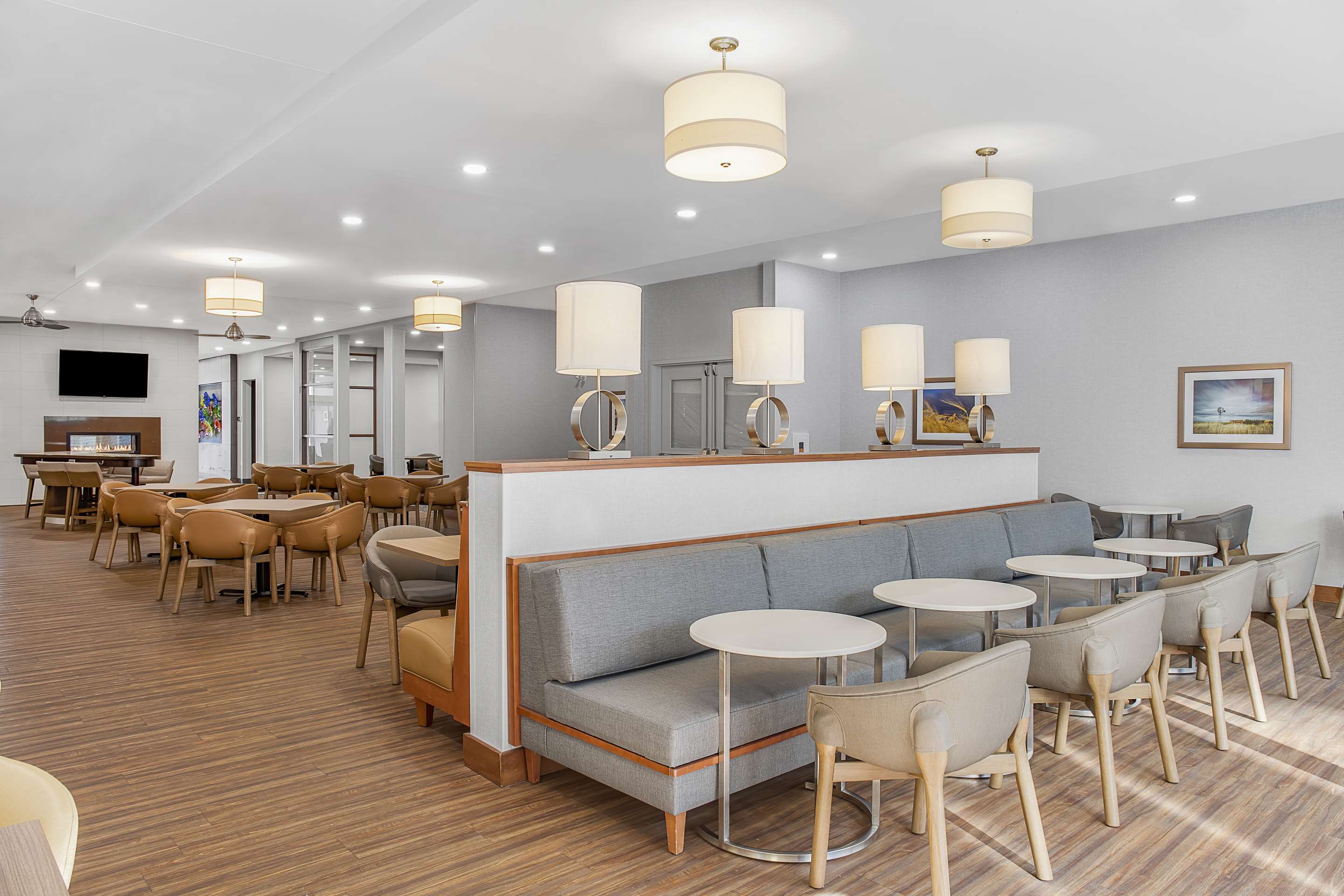 Breakfast Area | Homewood Suites by Hilton Winnipeg Airport-Polo Park, MB