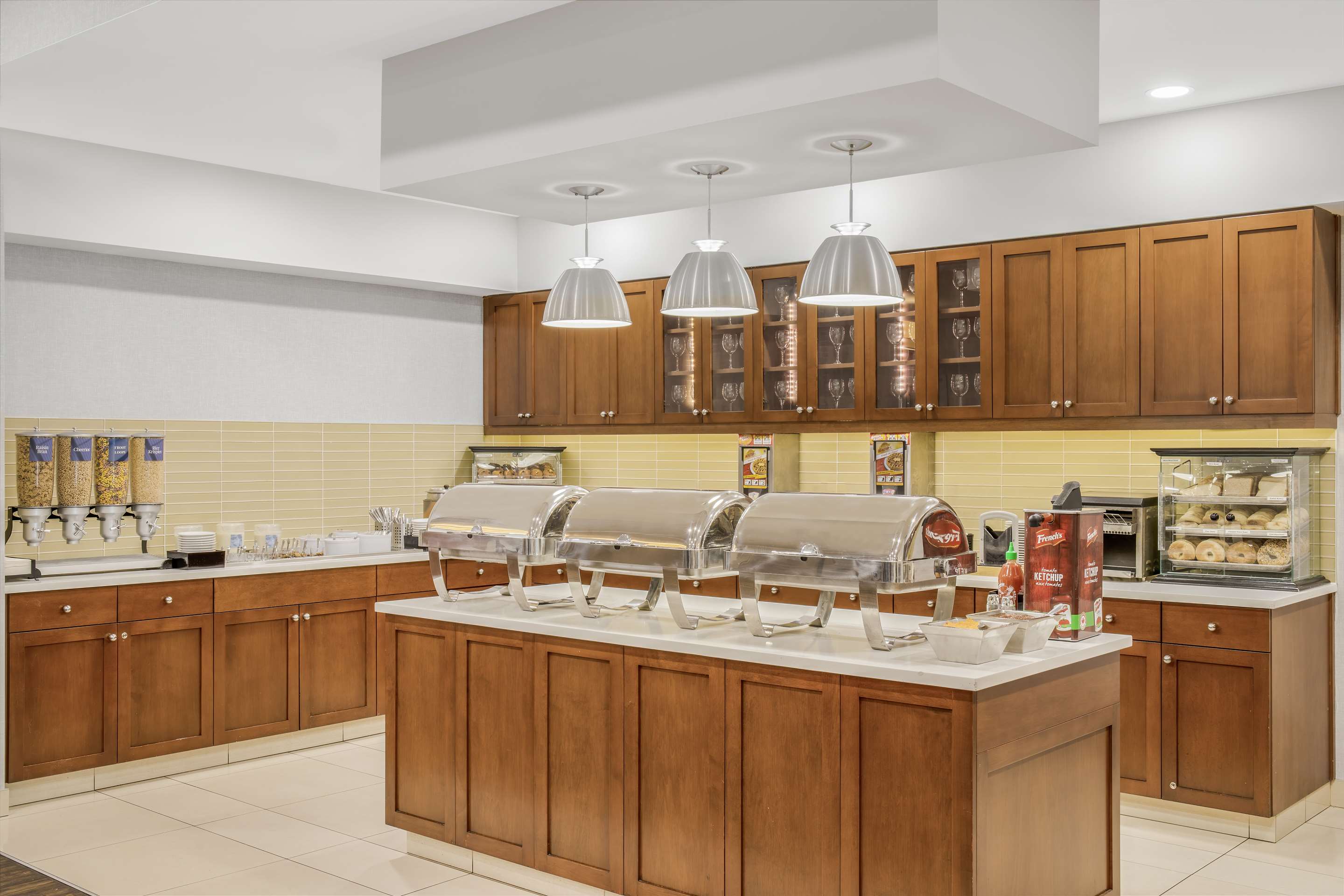 Breakfast Area | Homewood Suites by Hilton Winnipeg Airport-Polo Park, MB