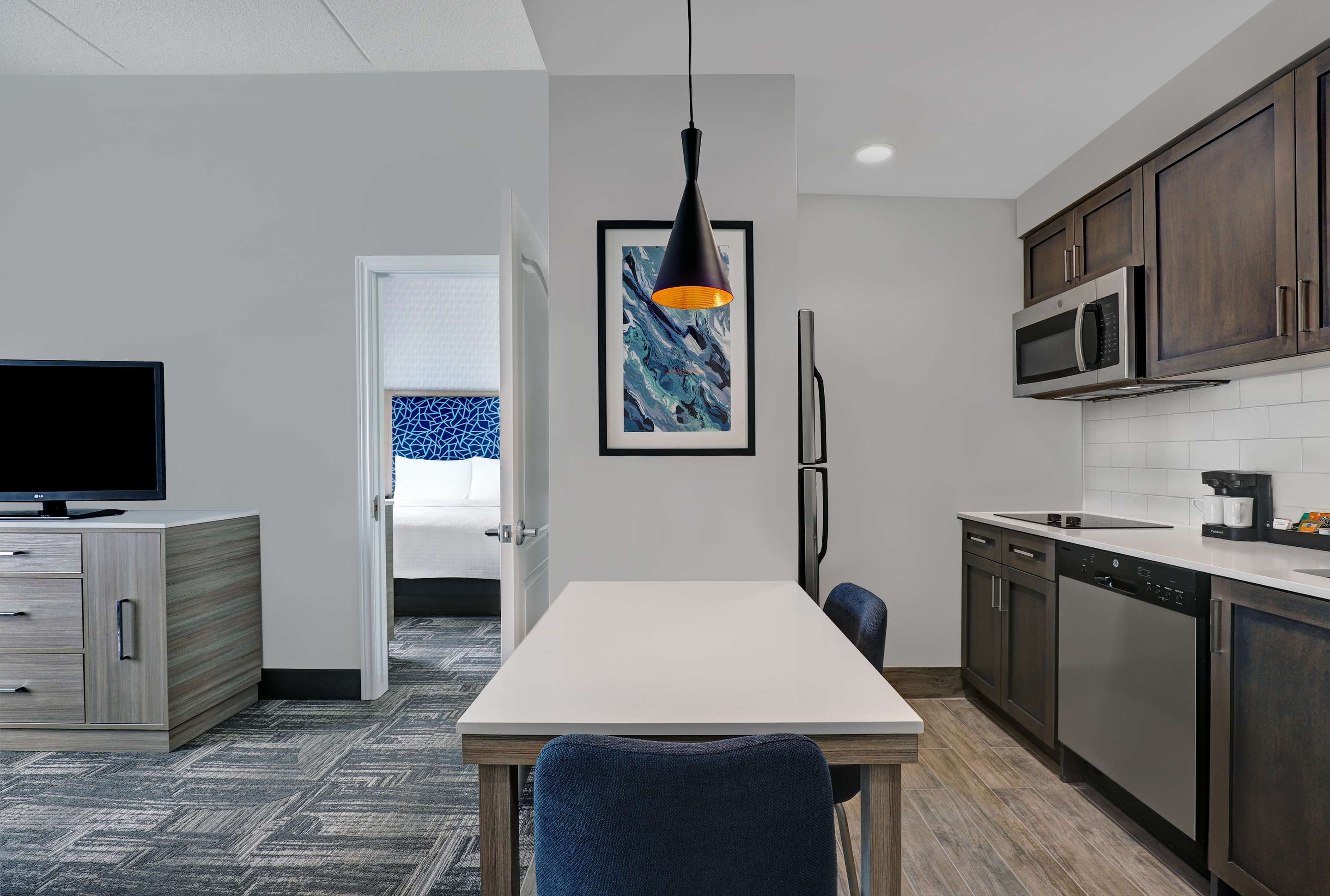 Guest room