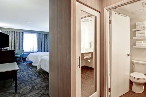  - Hampton Inn & Suites Airport Calgary