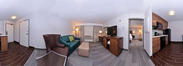 Suite - Hampton Inn & Suites University Northwest Calgary