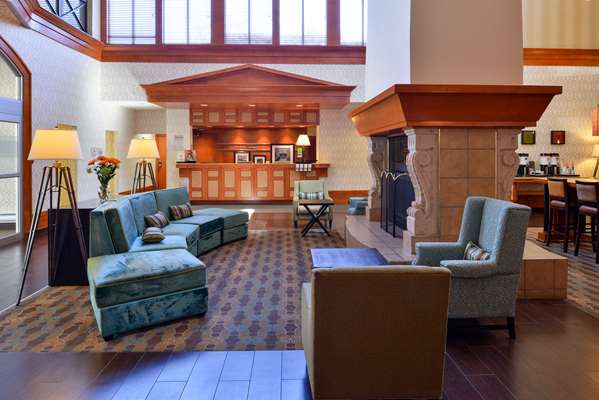 Exterior view - Hampton Inn & Suites University Northwest Calgary