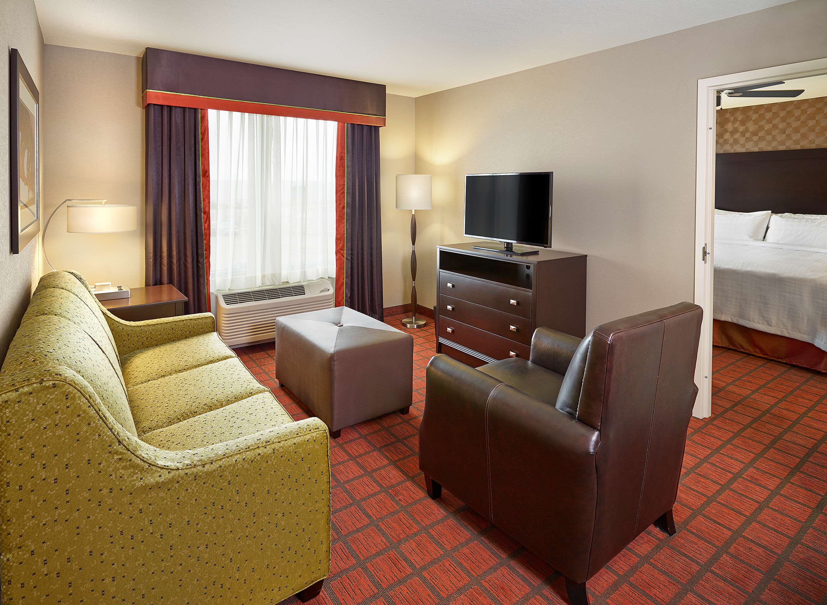 Guest room