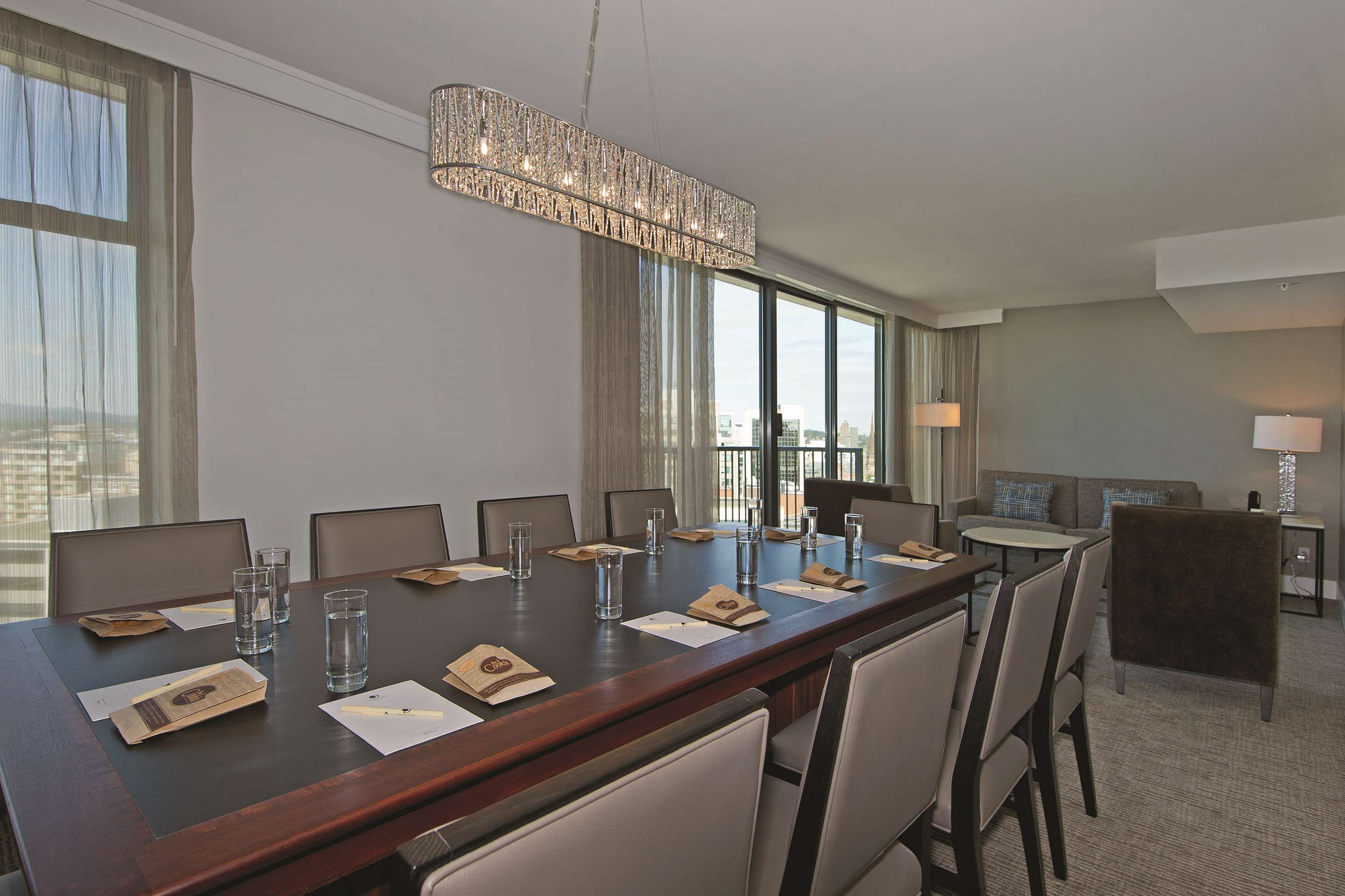 Meeting Room | DoubleTree by Hilton Hotel & Suites Victoria