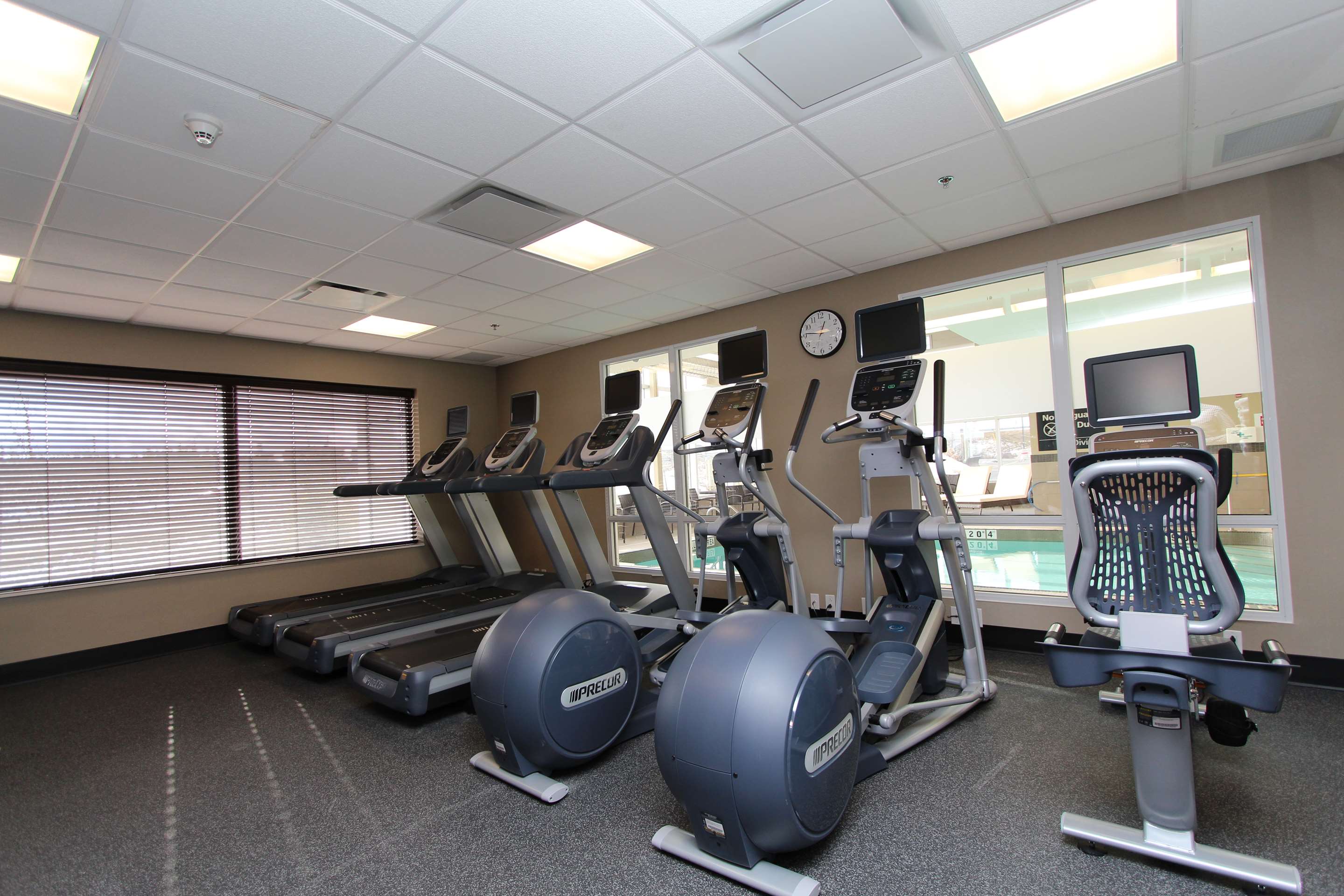 Health club fitness center gym | Hampton Inn & Suites by Hilton St. John's Airport