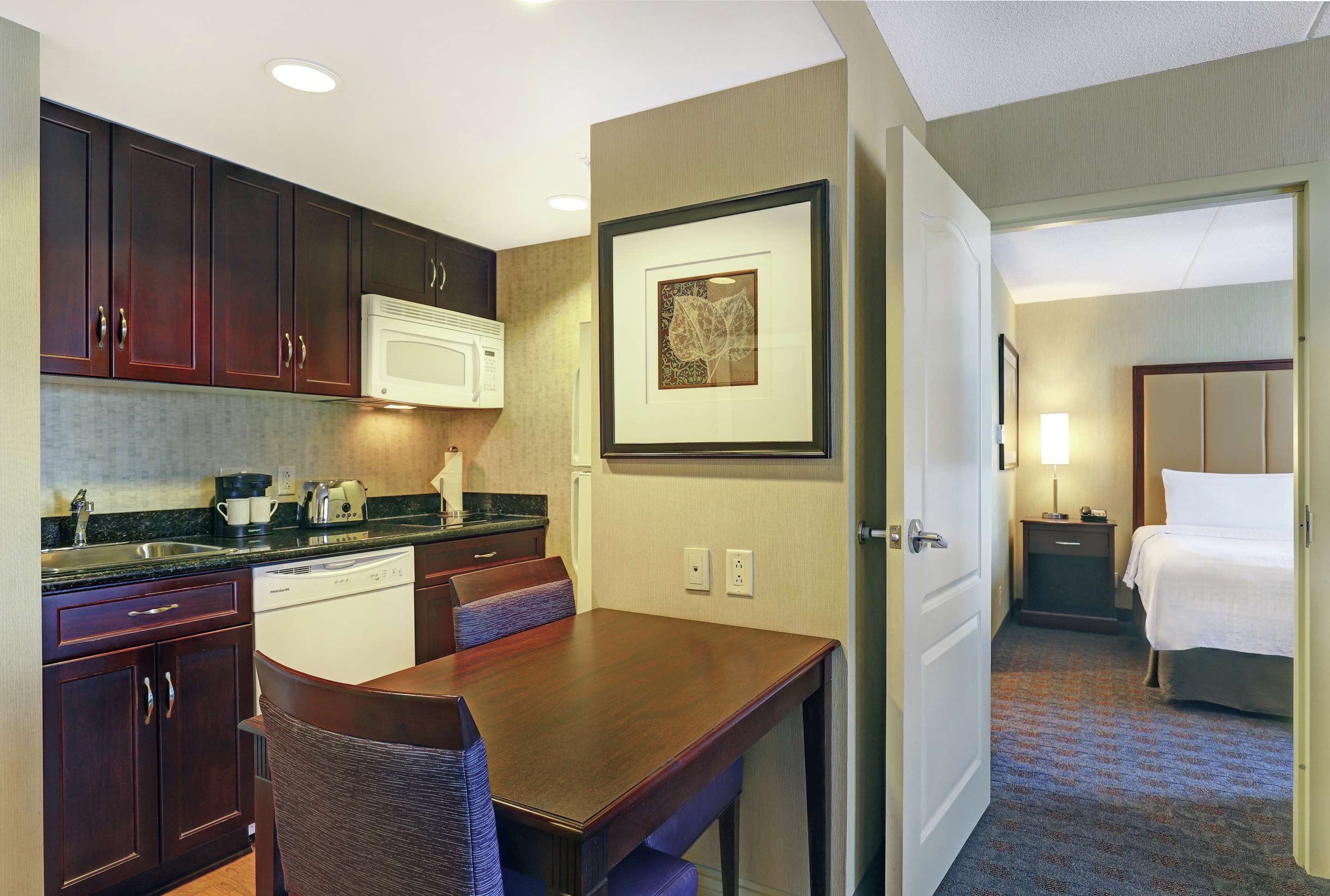 Guest room