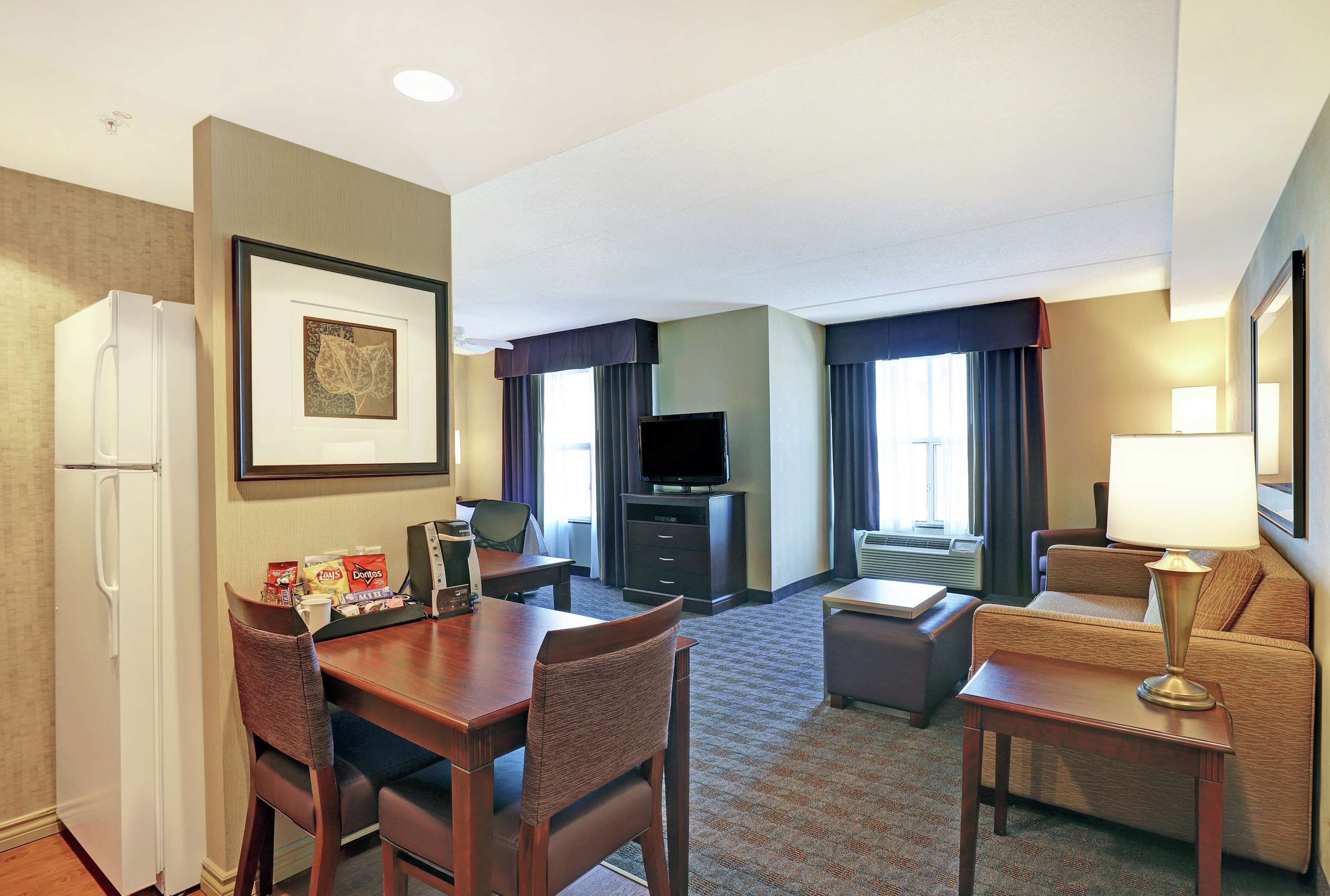 Guest room