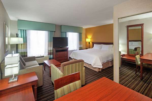  - Hampton Inn & Suites Toronto Airport Mississauga