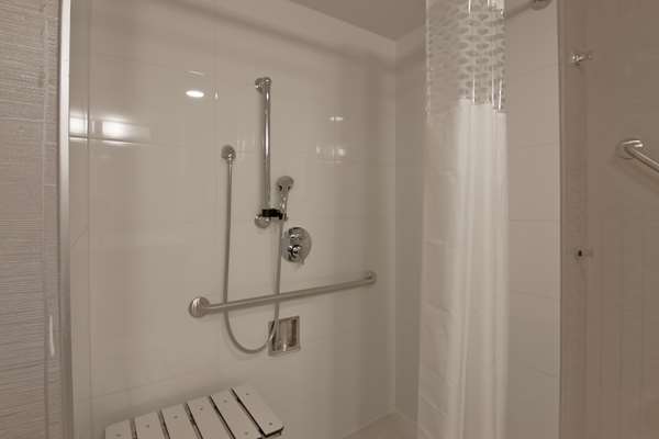  - Hampton Inn & Suites Markham