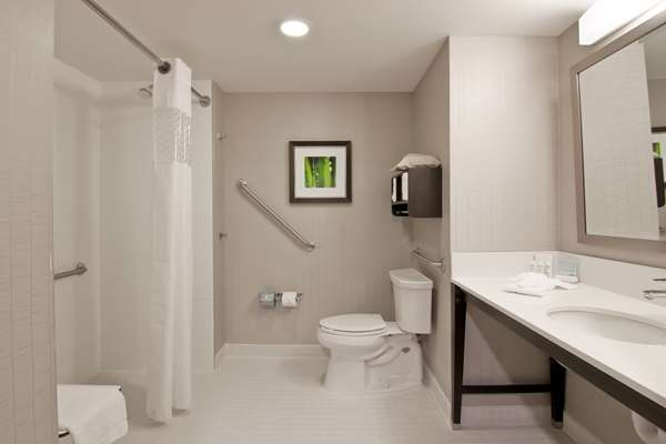  - Hampton Inn & Suites Markham