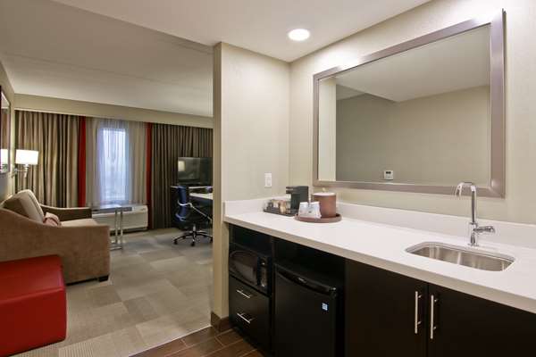  - Hampton Inn & Suites Markham
